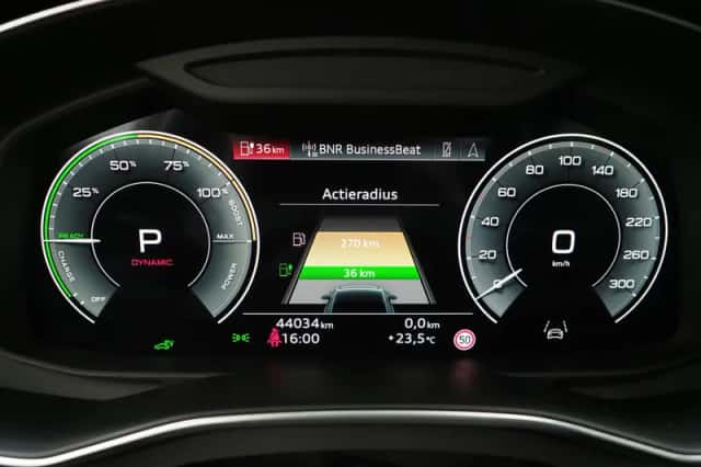 Audi A6 (2022) thumbnail 28