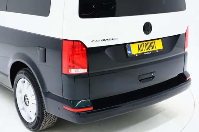 Volkswagen California (2020) thumbnail 21