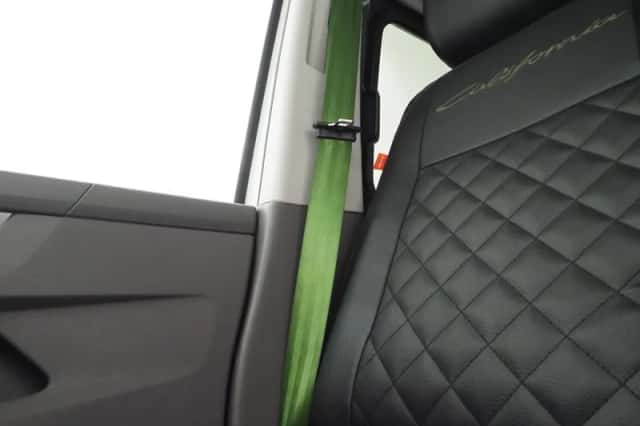 Volkswagen California (2020) thumbnail 35