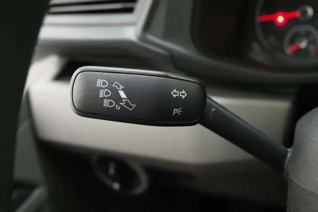Volkswagen California (2020) thumbnail 37