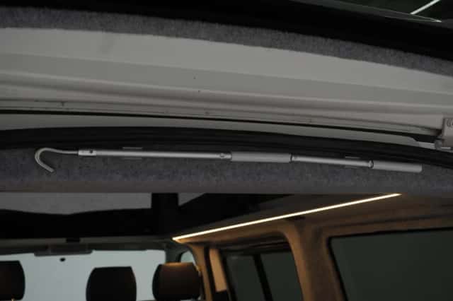 Volkswagen California (2020) thumbnail 63