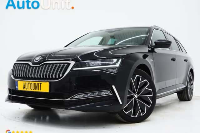 Škoda Superb (2022) thumbnail 1