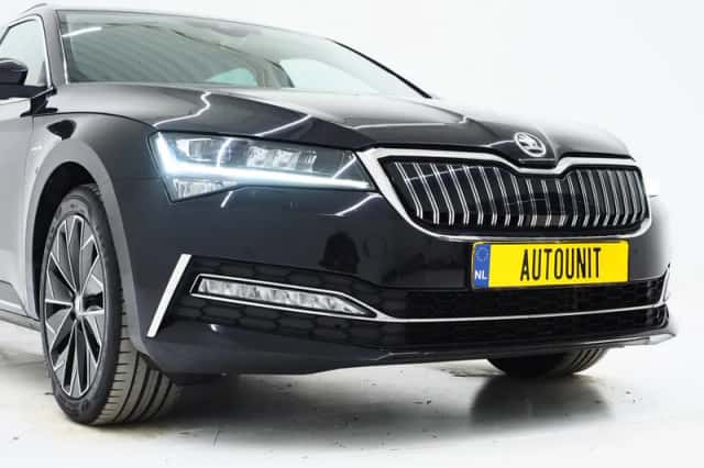 Škoda Superb (2022) thumbnail 12