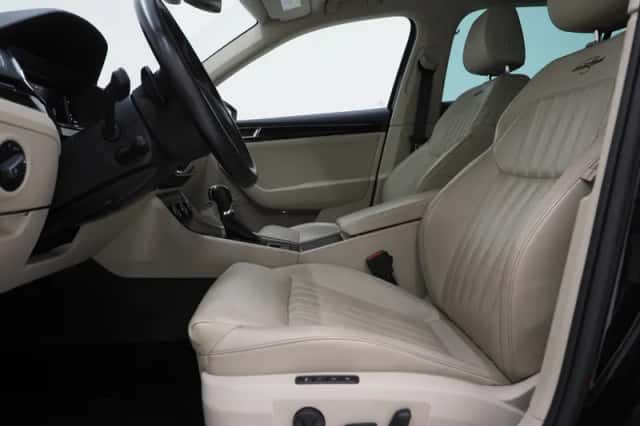 Škoda Superb (2022) thumbnail 16