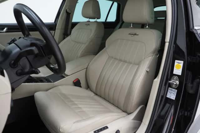 Škoda Superb (2022) thumbnail 4