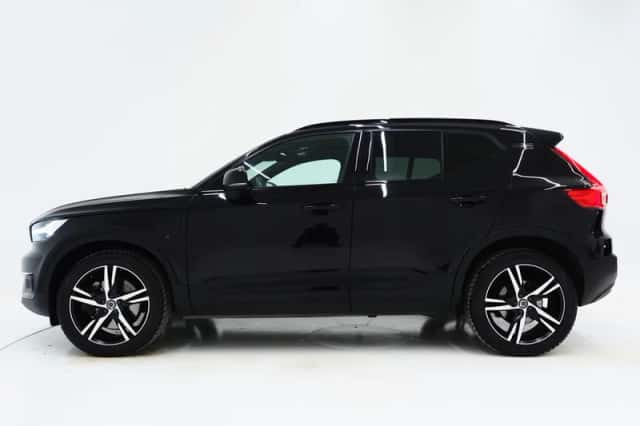 Volvo XC40 (2020) thumbnail 2