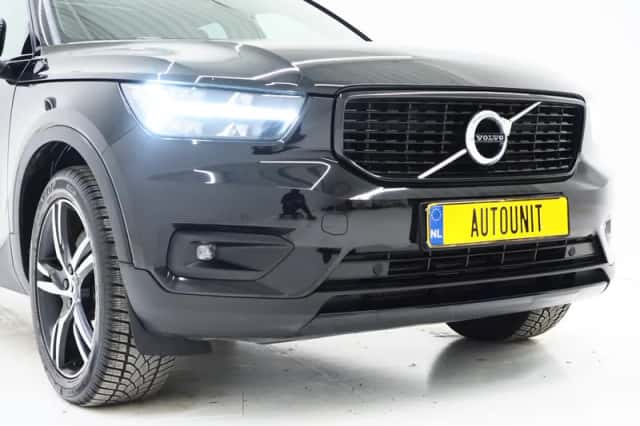 Volvo XC40 (2020) thumbnail 12