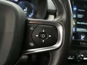 Volvo XC40 (2020) thumbnail 22