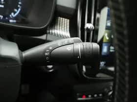 Volvo XC40 (2020) thumbnail 23