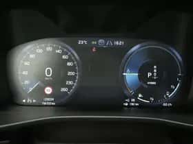 Volvo XC40 (2020) thumbnail 24