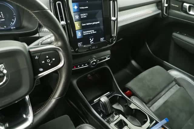 Volvo XC40 (2020) thumbnail 29