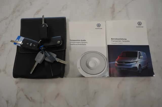 Volkswagen California (2020) thumbnail 10