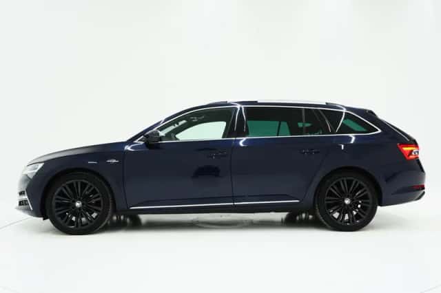 Škoda Superb (2020) thumbnail 2