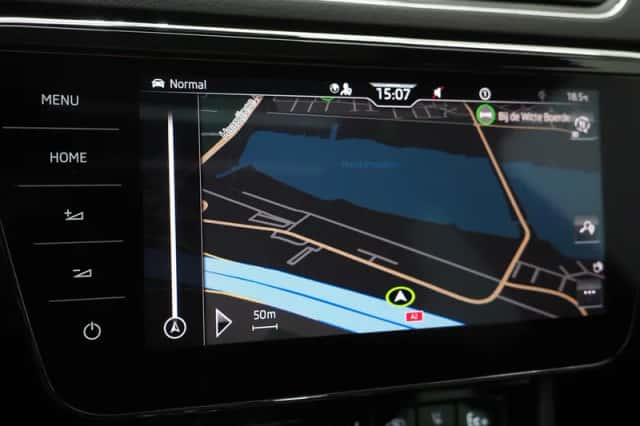 Škoda Superb (2020) thumbnail 30