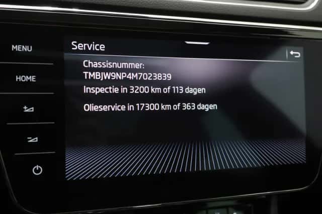 Škoda Superb (2020) thumbnail 32