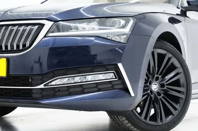 Škoda Superb (2020) thumbnail 6