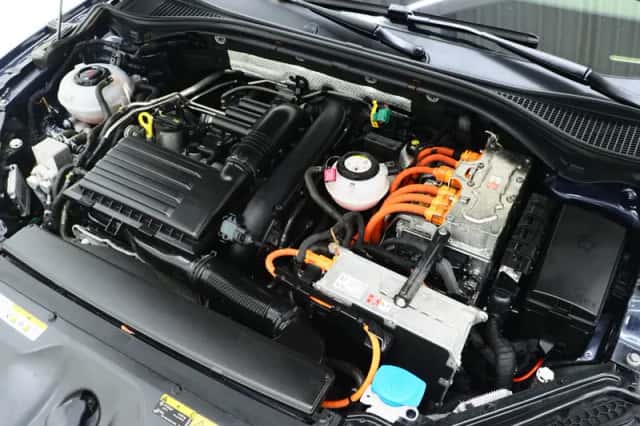 Škoda Superb (2020) thumbnail 7