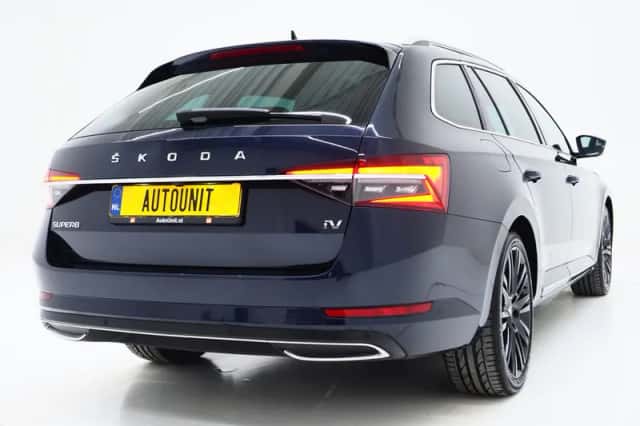 Škoda Superb (2020) thumbnail 9