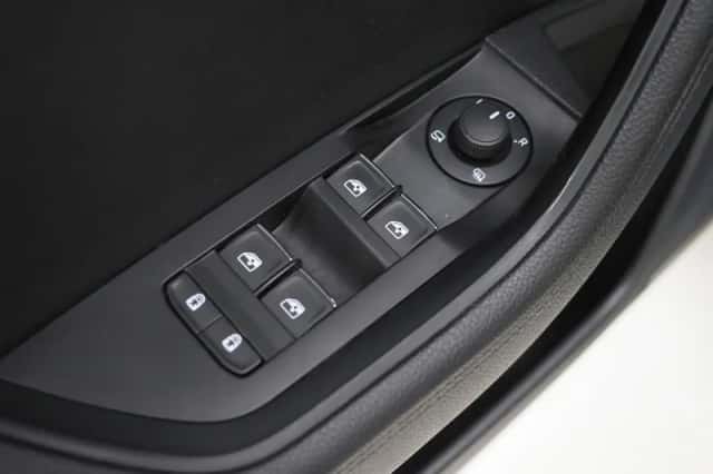 Škoda Superb (2022) thumbnail 19