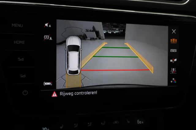 Škoda Superb (2022) thumbnail 34