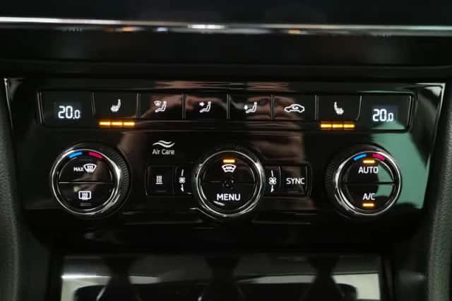 Škoda Superb (2022) thumbnail 35