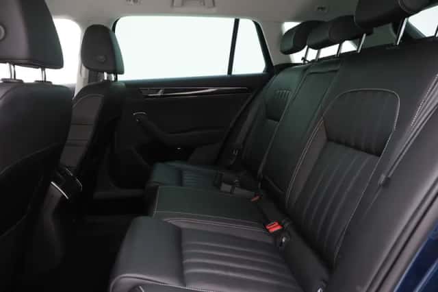 Škoda Superb (2022) thumbnail 39