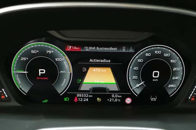 Audi Q3 (2022) thumbnail 25