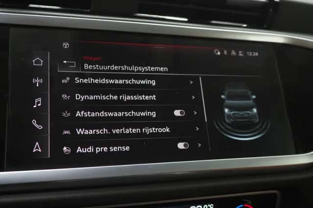 Audi Q3 (2022) thumbnail 29