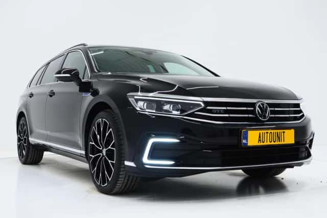 Volkswagen Passat (2022) thumbnail 12