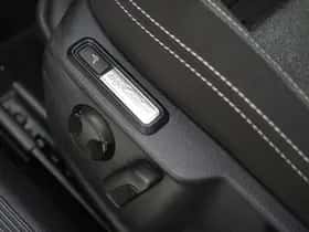 Volkswagen Passat (2022) thumbnail 20