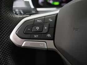 Volkswagen Passat (2022) thumbnail 23