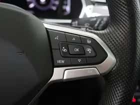 Volkswagen Passat (2022) thumbnail 24