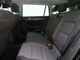 Volkswagen Passat (2022) thumbnail 38
