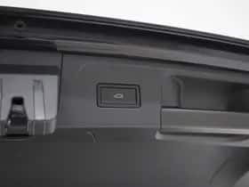 Volkswagen Passat (2022) thumbnail 41