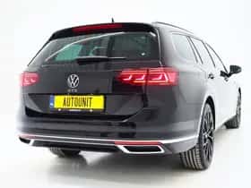 Volkswagen Passat (2022) thumbnail 9
