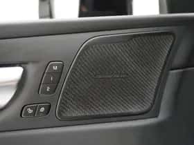 Volvo XC60 (2022) thumbnail 19