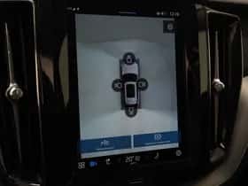 Volvo XC60 (2022) thumbnail 34
