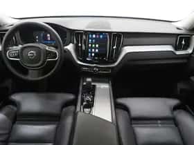 Volvo XC60 (2022) thumbnail 5