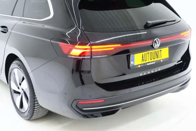 Volkswagen Passat (2025) thumbnail 13