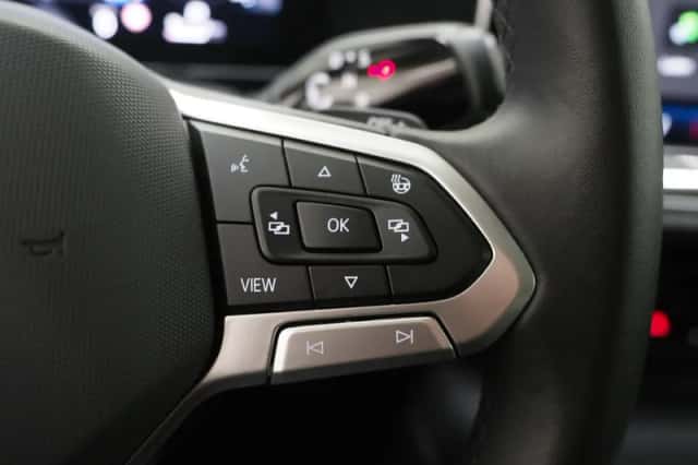 Volkswagen Passat (2025) thumbnail 22