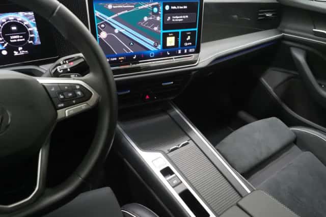 Volkswagen Passat (2025) thumbnail 36