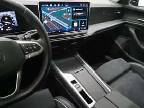 Volkswagen Passat (2025) thumbnail 36