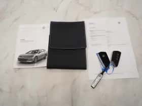 Volkswagen Passat (2025) thumbnail 8