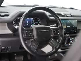 Land Rover Defender (2021) thumbnail 18