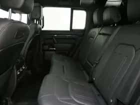 Land Rover Defender (2021) thumbnail 43