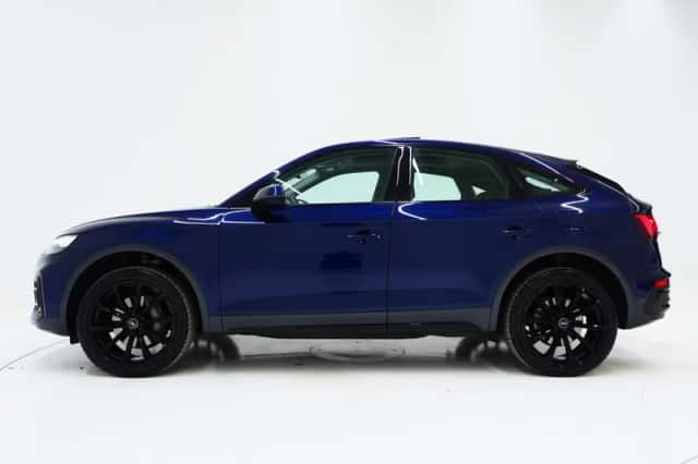 Audi Q5 (2021) thumbnail 2