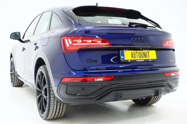 Audi Q5 (2021) thumbnail 3