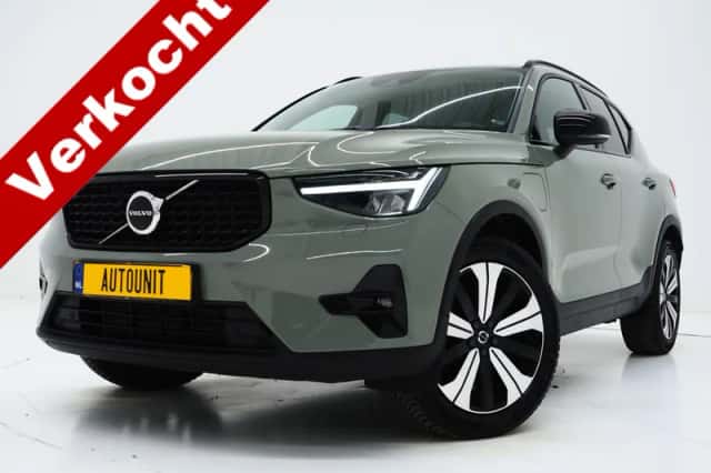 Volvo XC40 (2022) thumbnail 1