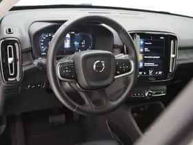 Volvo XC40 thumbnail 19