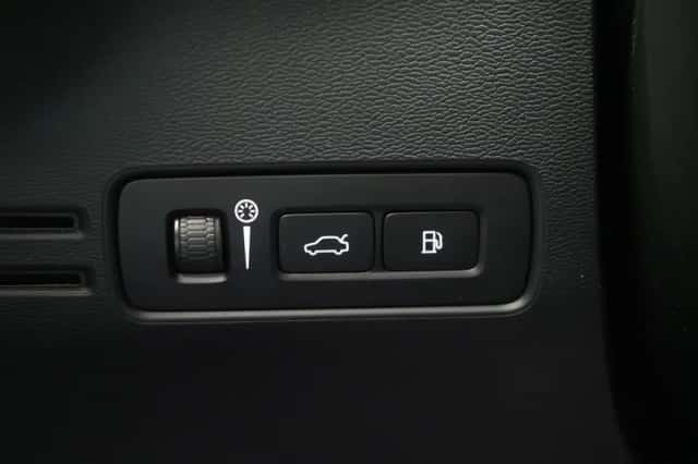 Volvo XC40 (2022) thumbnail 23